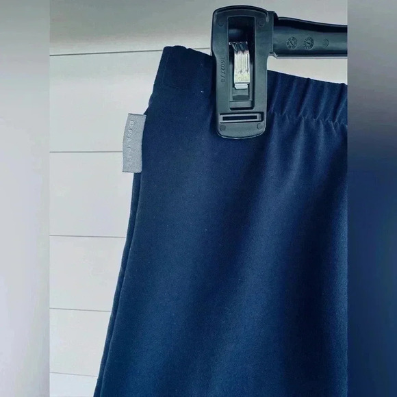 Nike‎ Women’s DriFit Navy Blue Tennis Golf Skirt Size Large Embroidered Logo - Picture 2 of 6